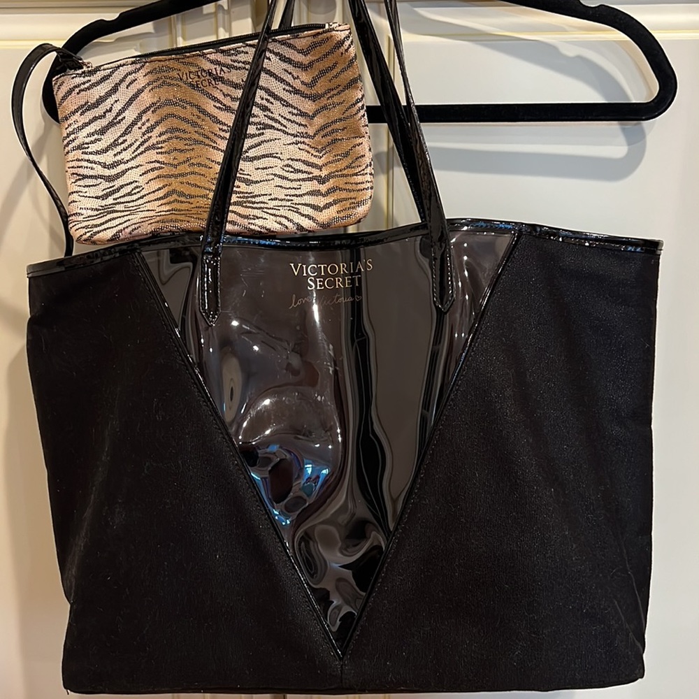Victoria Secret’s beach bag